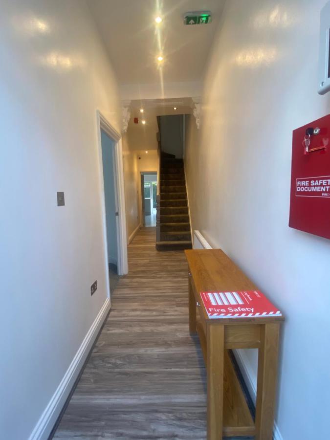 Apartamento Cosy House In Newham Londres Exterior foto